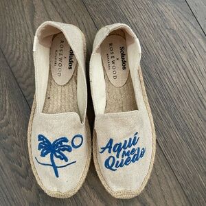 Soludos x Rosewood Women’s Unisex Natural and Navy Espadrilles NEW Sz 8